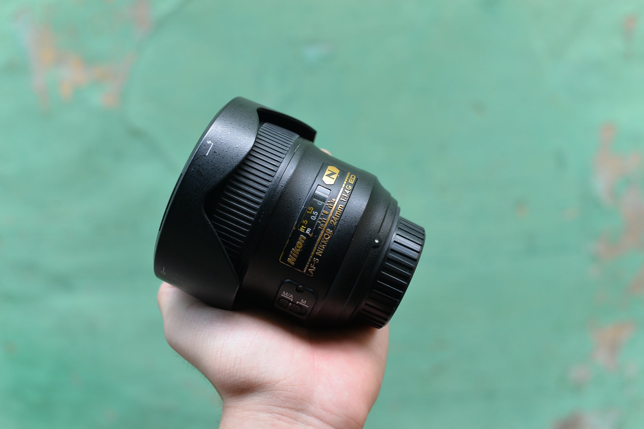 Ống kính NIKON 24mm f1.4 Nano cao cấp cho FF Nikon chỉ 13tr5