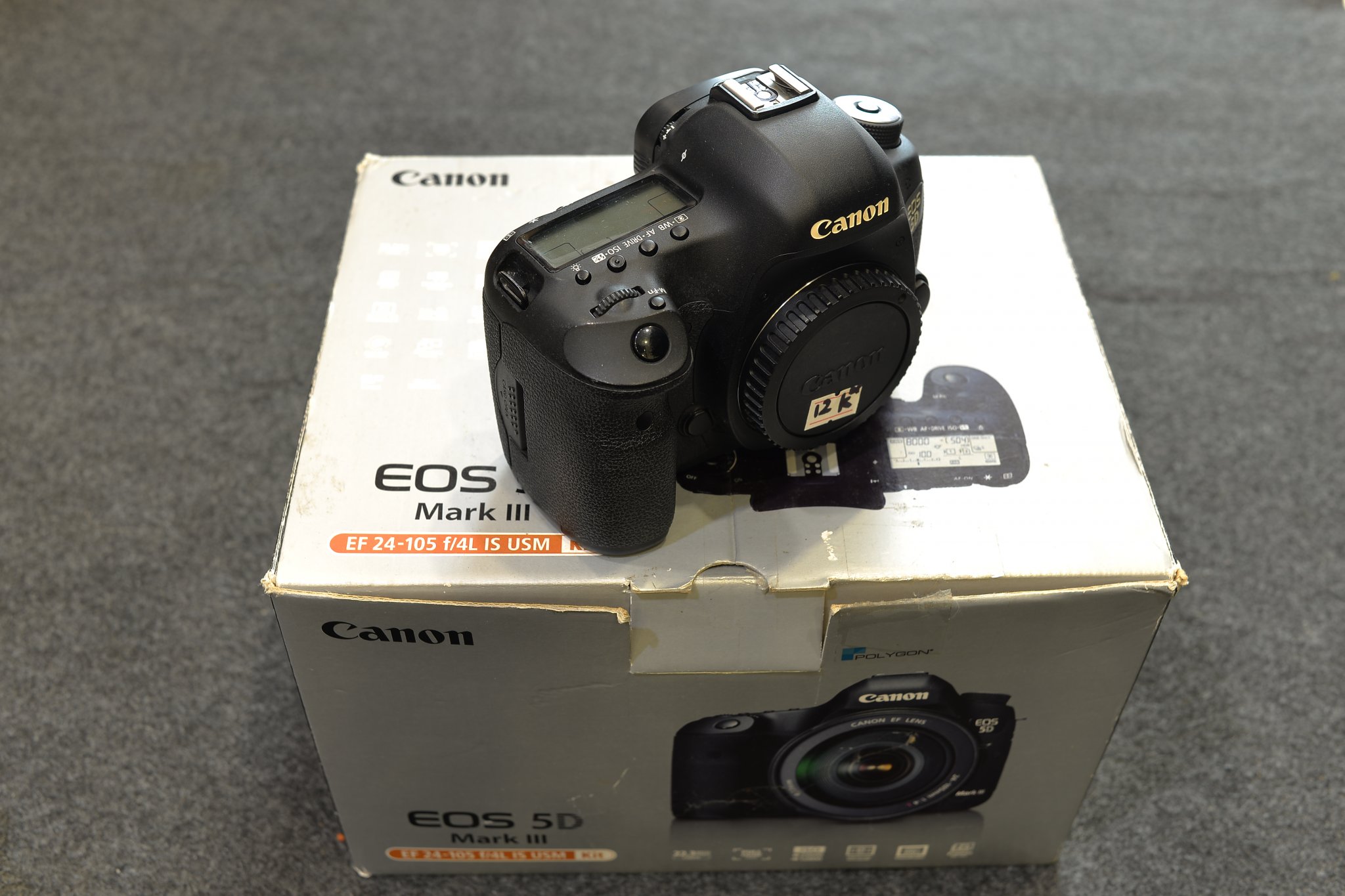 Combo Canon 5D Mark III + Canon 24-70 F2.8L + 16-35 F4L cho ae chụp dịch vụ