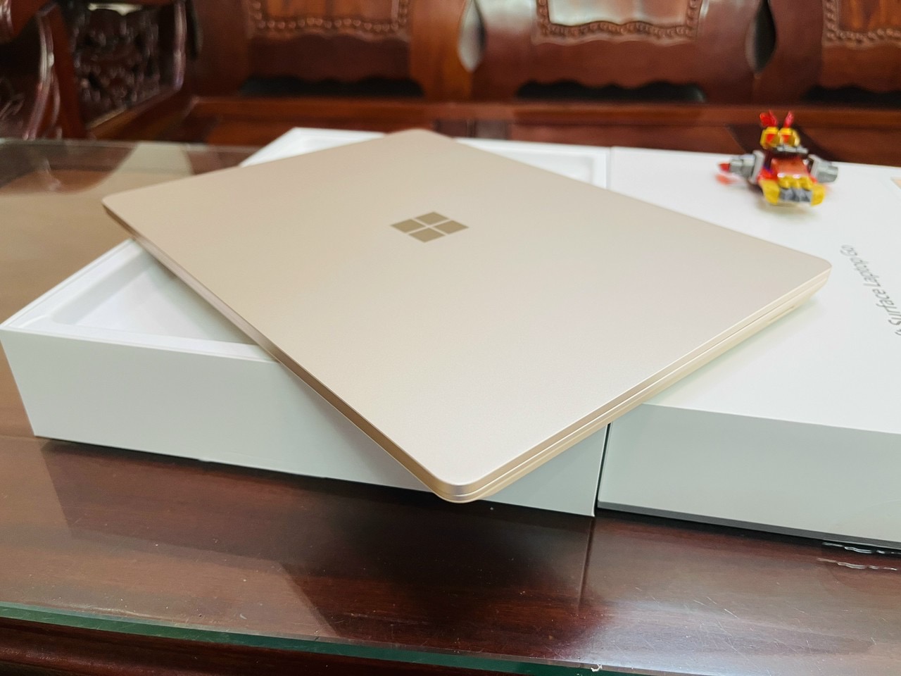 Surface Laptop Go core i5 1035G1–8Gb—ssd 128Gb—12.4 inh cảm ứng , New fullbox