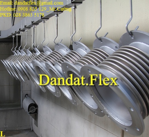 moi-noi-mem-inox-170322.jpg