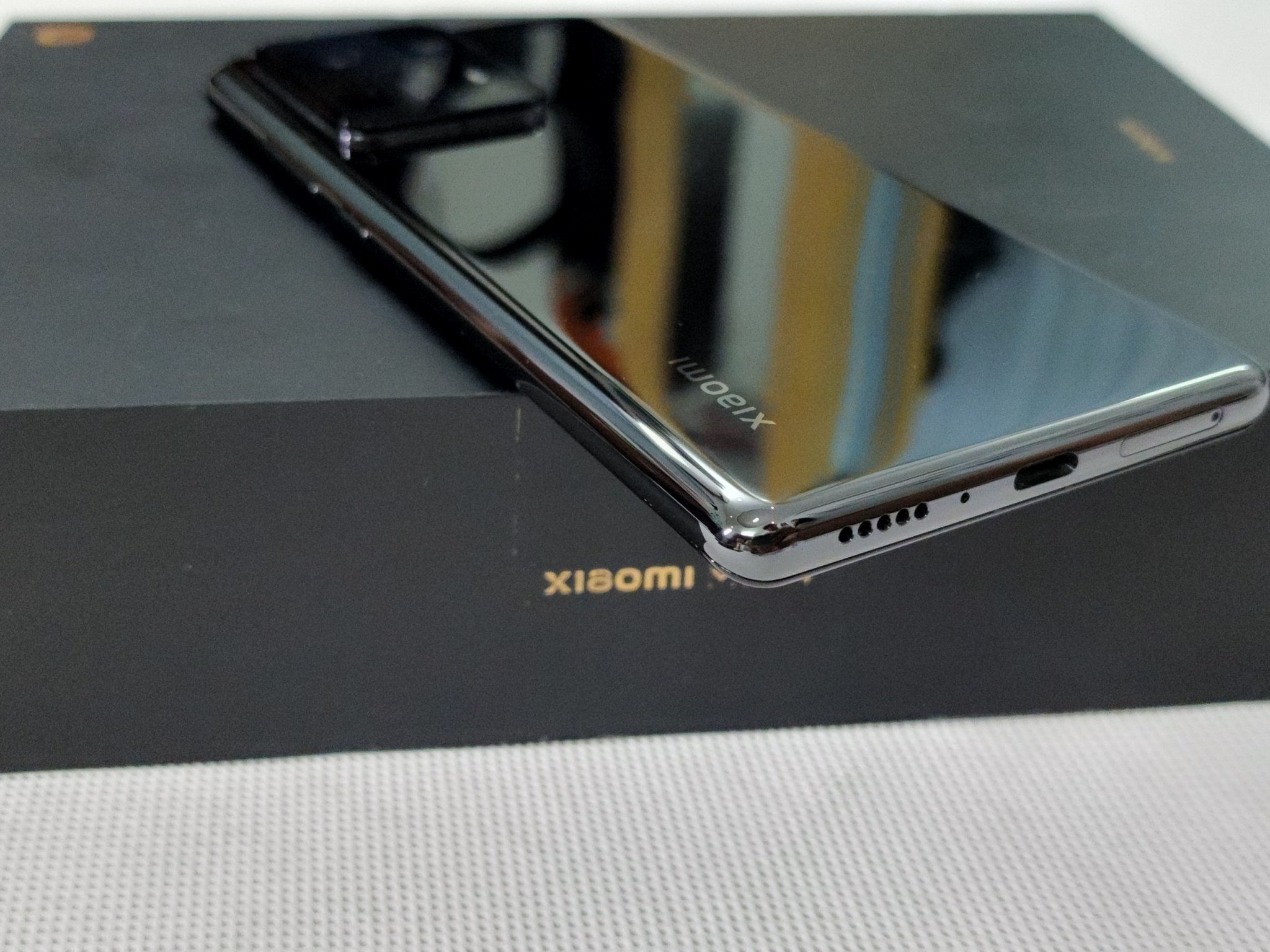 Xiaomi Mix 4 5G (8-256Gb) đẹp 99.99% Fullbox + Sạc 120W. mix 4 5G ...
