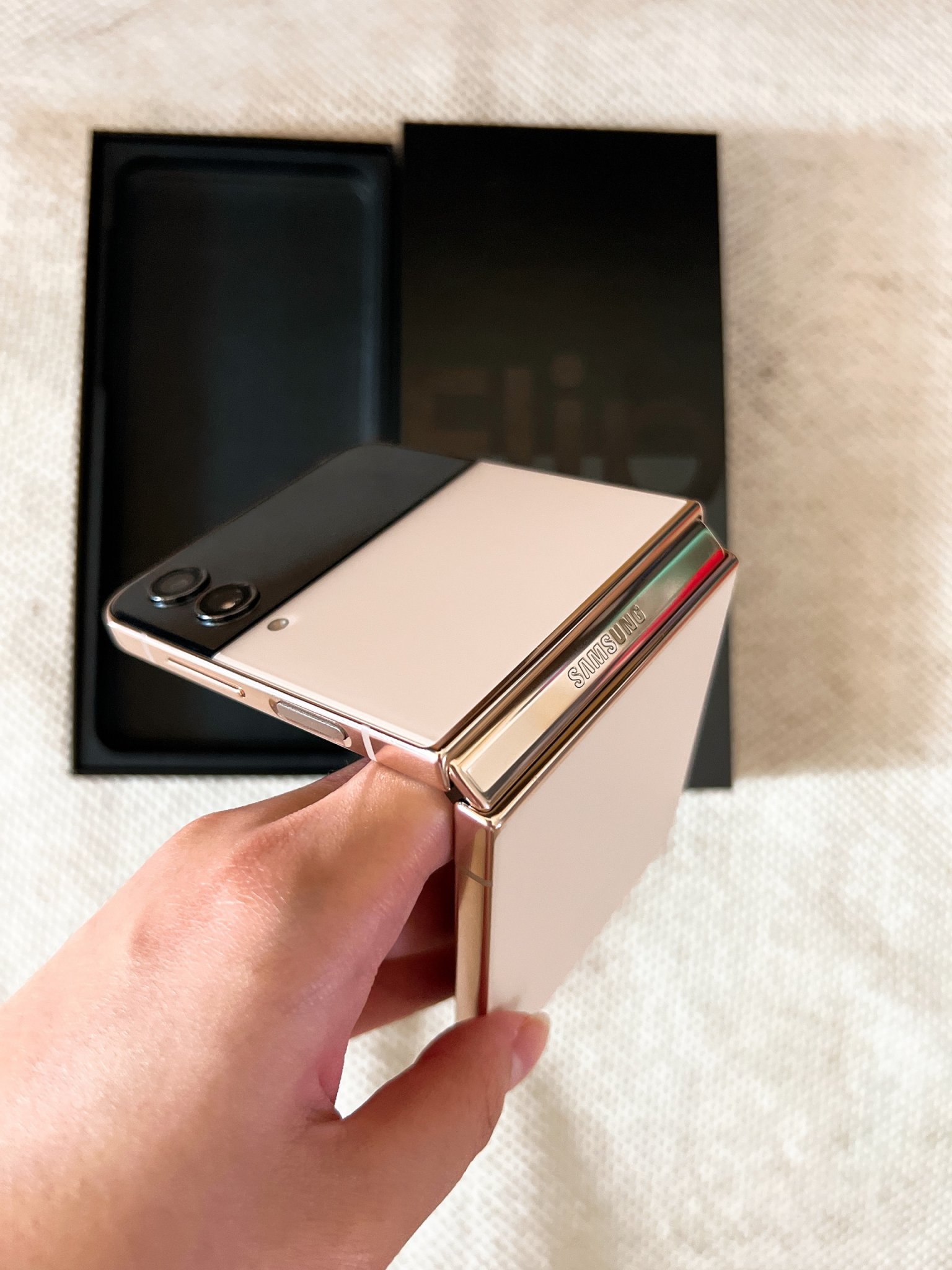 SamSung Z Flip 4 Pink Gold 128Gb VN BH Care+ T11/2023 16.790.000đ