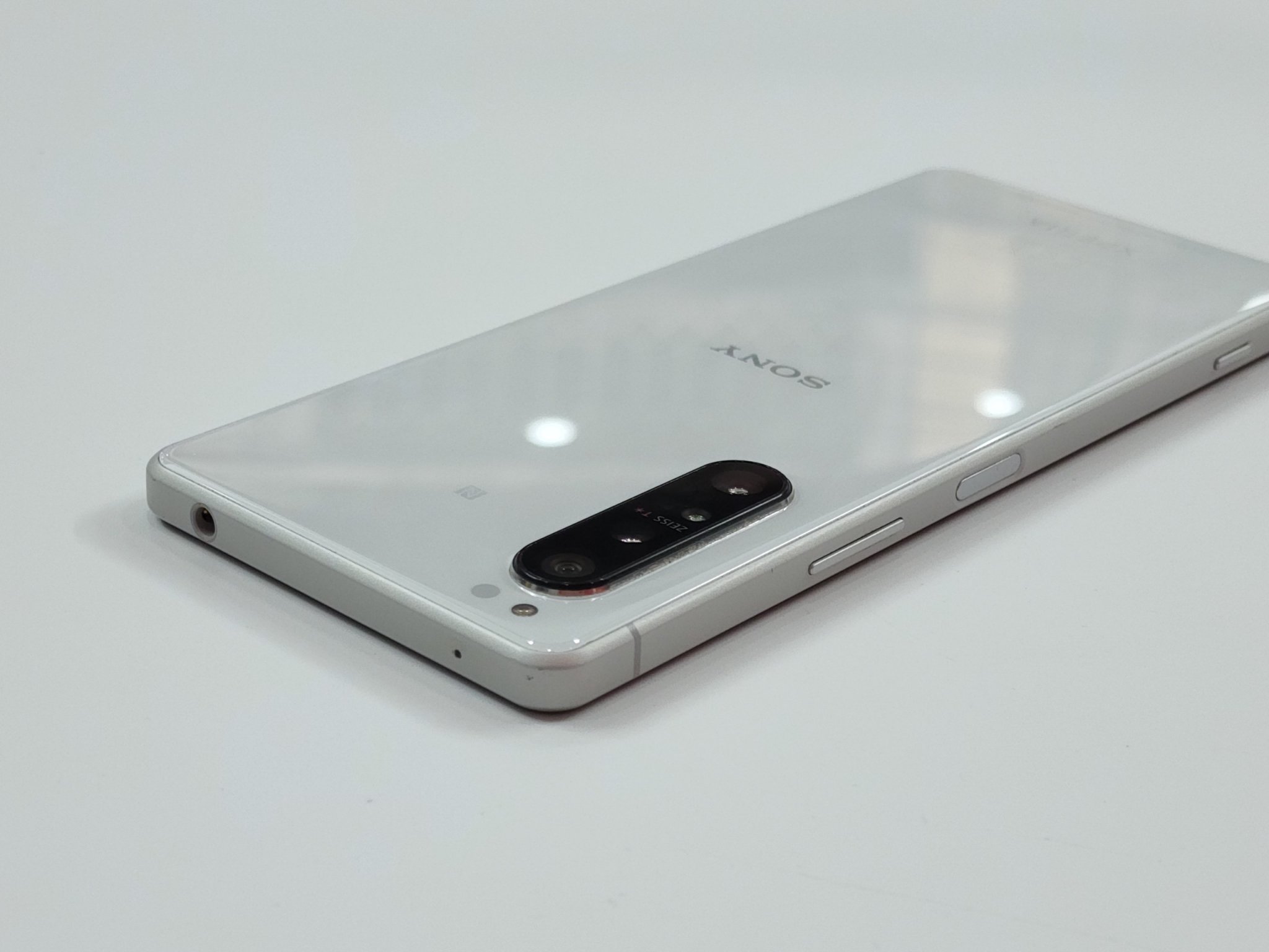 Xperia 1 V | Smartphone với màn hình 4K HDR OLED | Sony Việt Nam