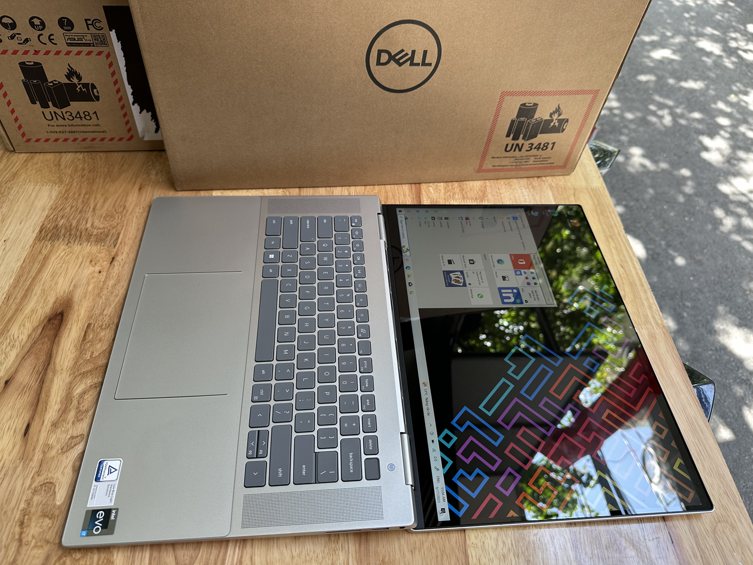 Dell Inspiron 16 7620 2in1 Core i7 anh 3.png