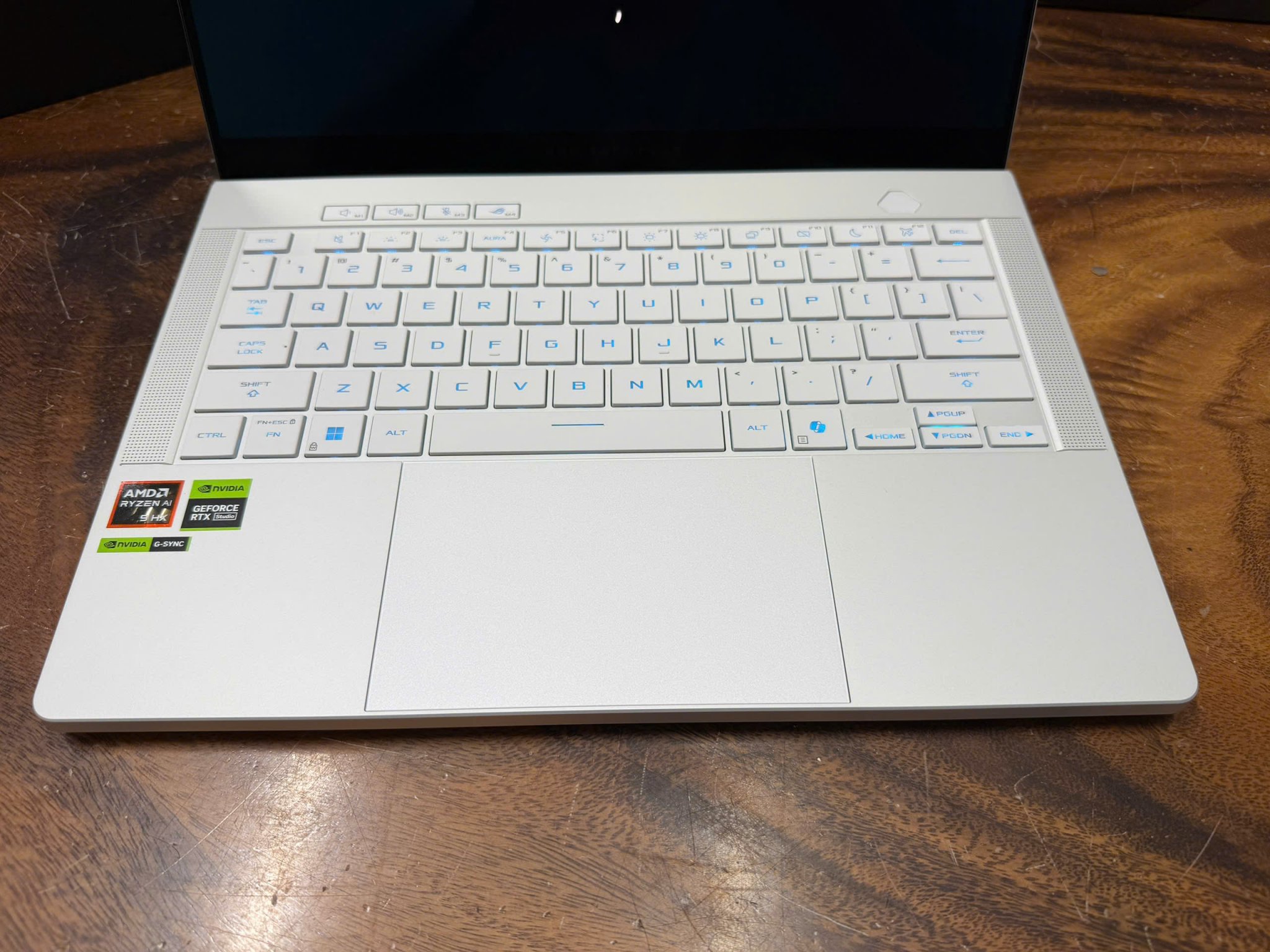 Asus Zephyrus G14 GA403WR (6).jpg