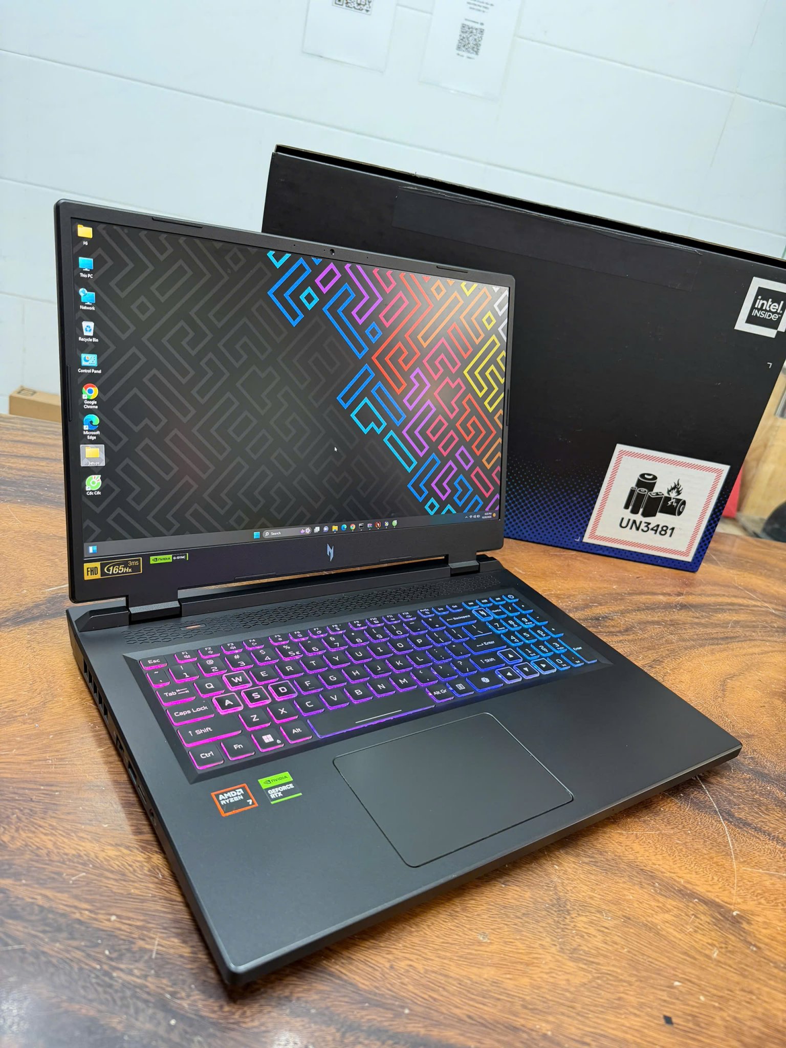 Acer Nitro 17 an17-42-r9th (2).jpg