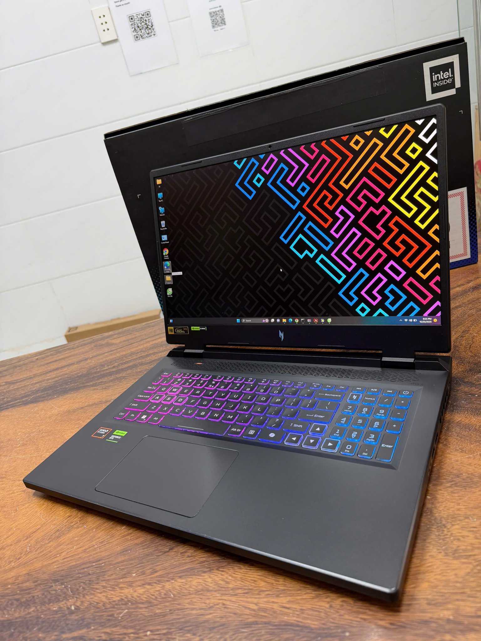 Acer Nitro 17 an17-42-r9th (9).jpg